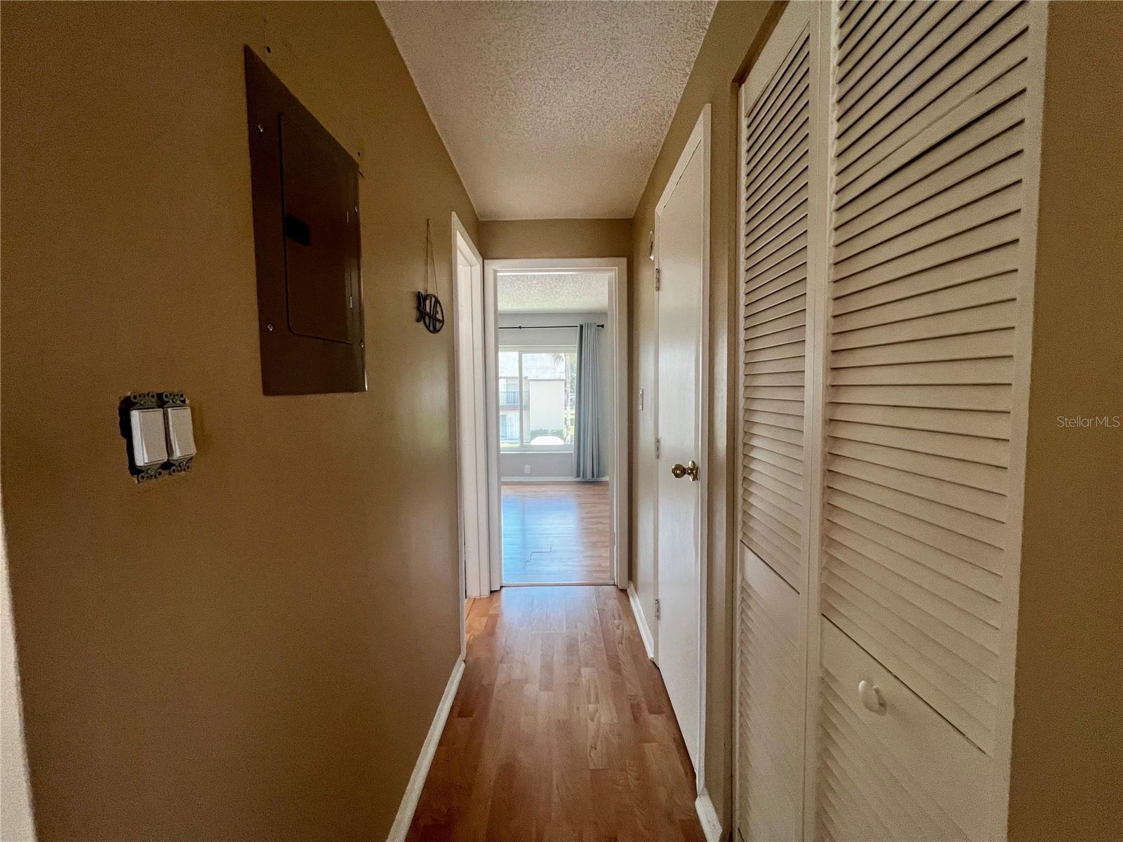 Image 24 of 35 For 4215 Bay Drive 1707c