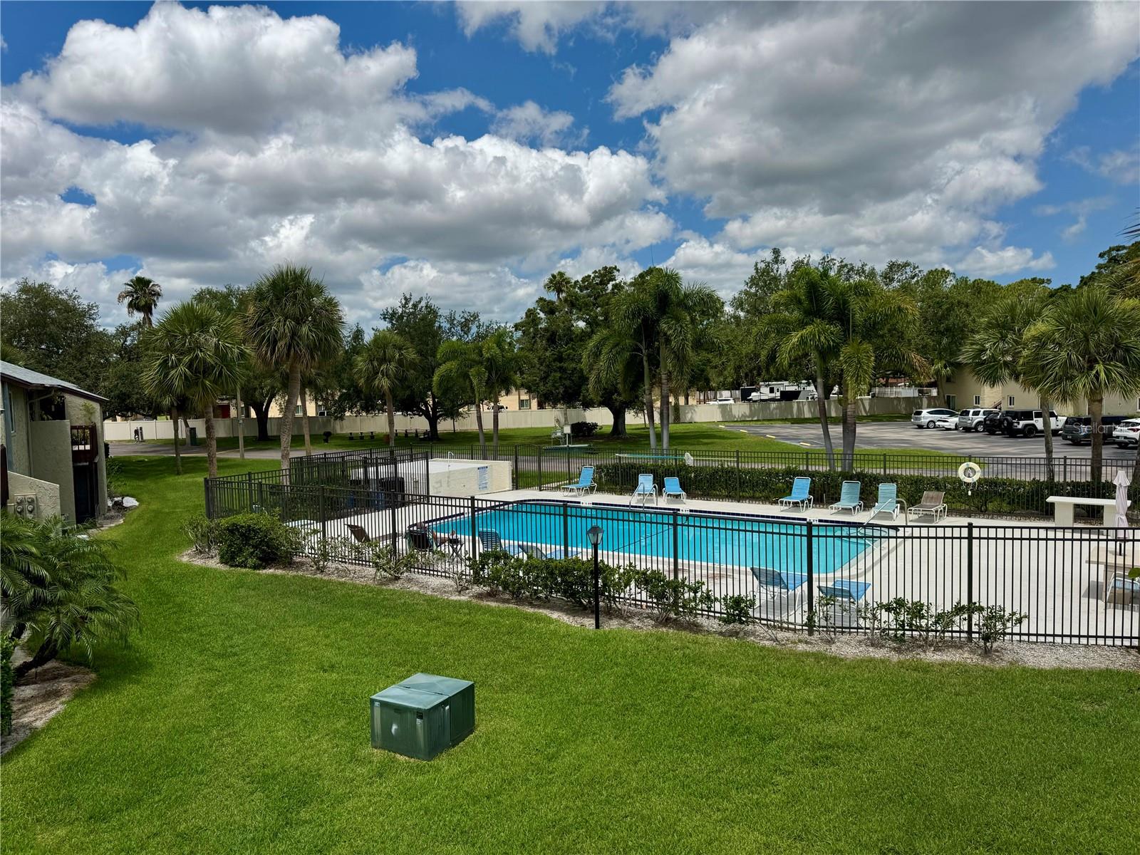 Image 31 of 35 For 4215 Bay Drive 1707c