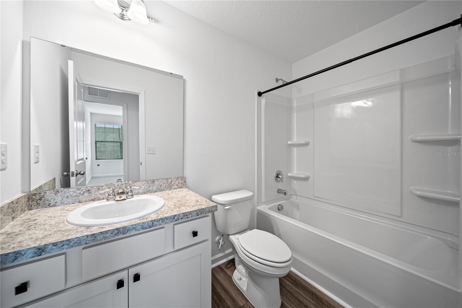 Image 18 of 23 For 6171 Calle Ochoa Street