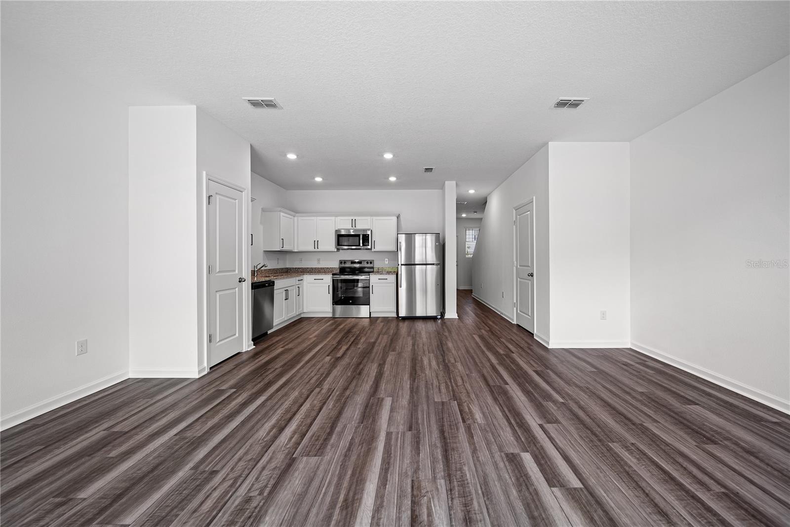 Image 7 of 23 For 6171 Calle Ochoa Street