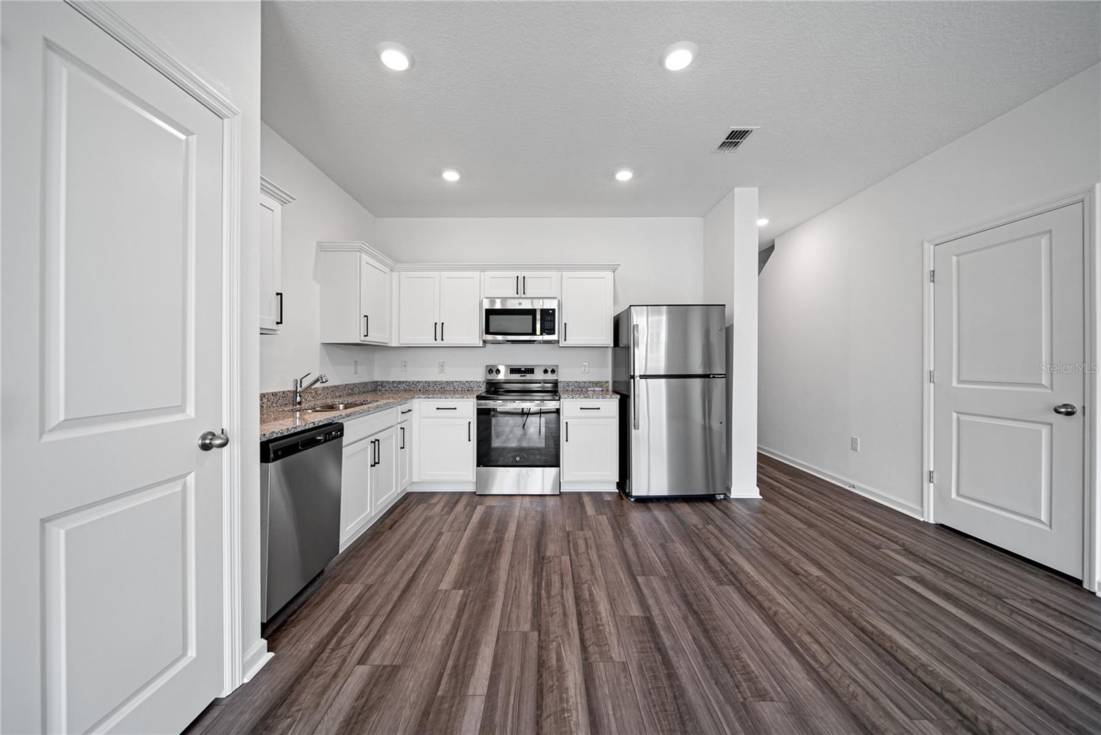 Image 9 of 23 For 6171 Calle Ochoa Street