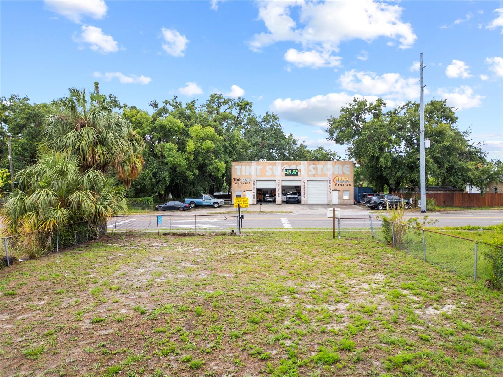 Listing photo id 12 for 3012 Dr Martin Luther King Jr Boulevard