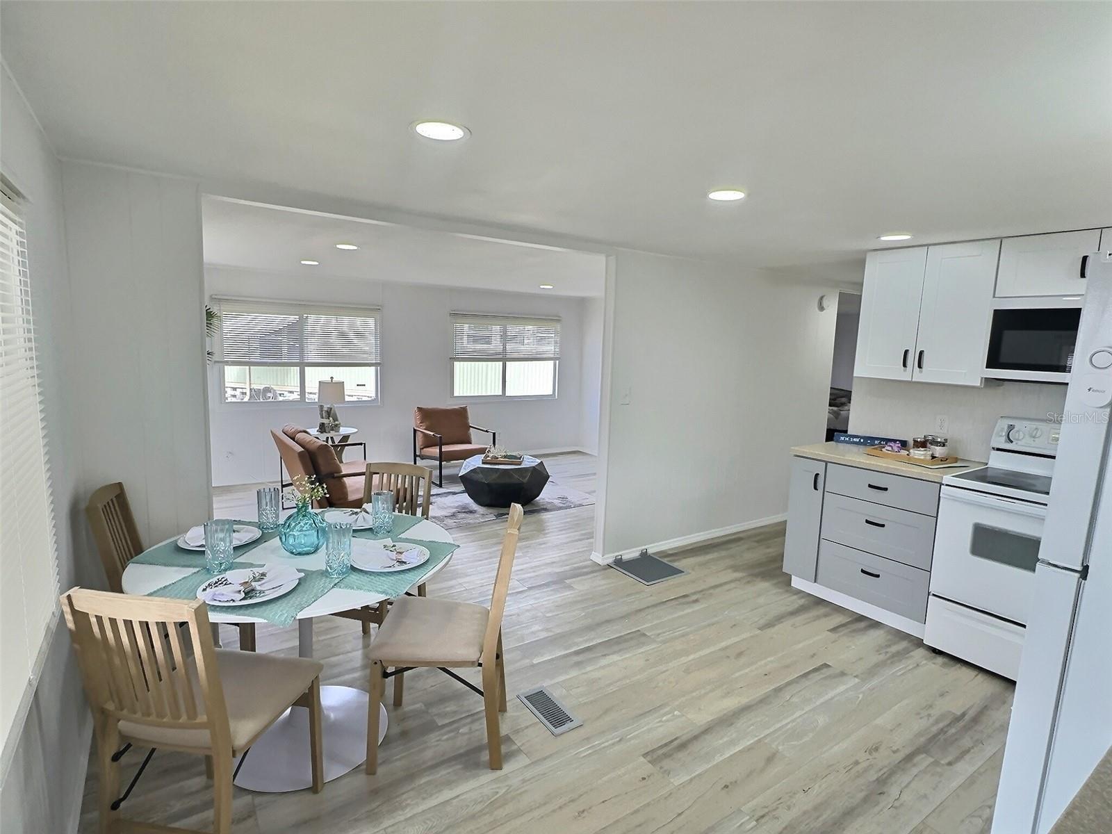 Image 4 of 28 For 14310 Sundial Street