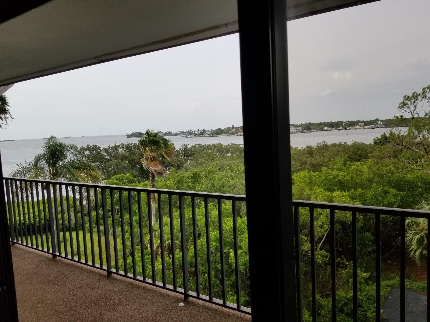 Image 11 of 25 For 2700 Bayshore Boulevard 11-302