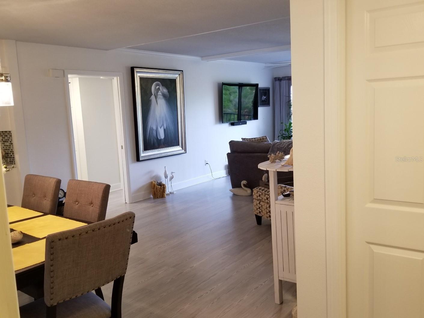 Image 4 of 25 For 2700 Bayshore Boulevard 11-302