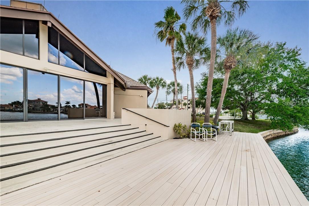 Image 26 of 31 For 400 Island Way 1606