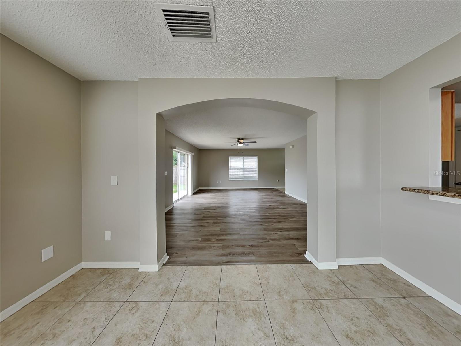 Image 6 of 20 For 4409 Reynolds Creek Avenue