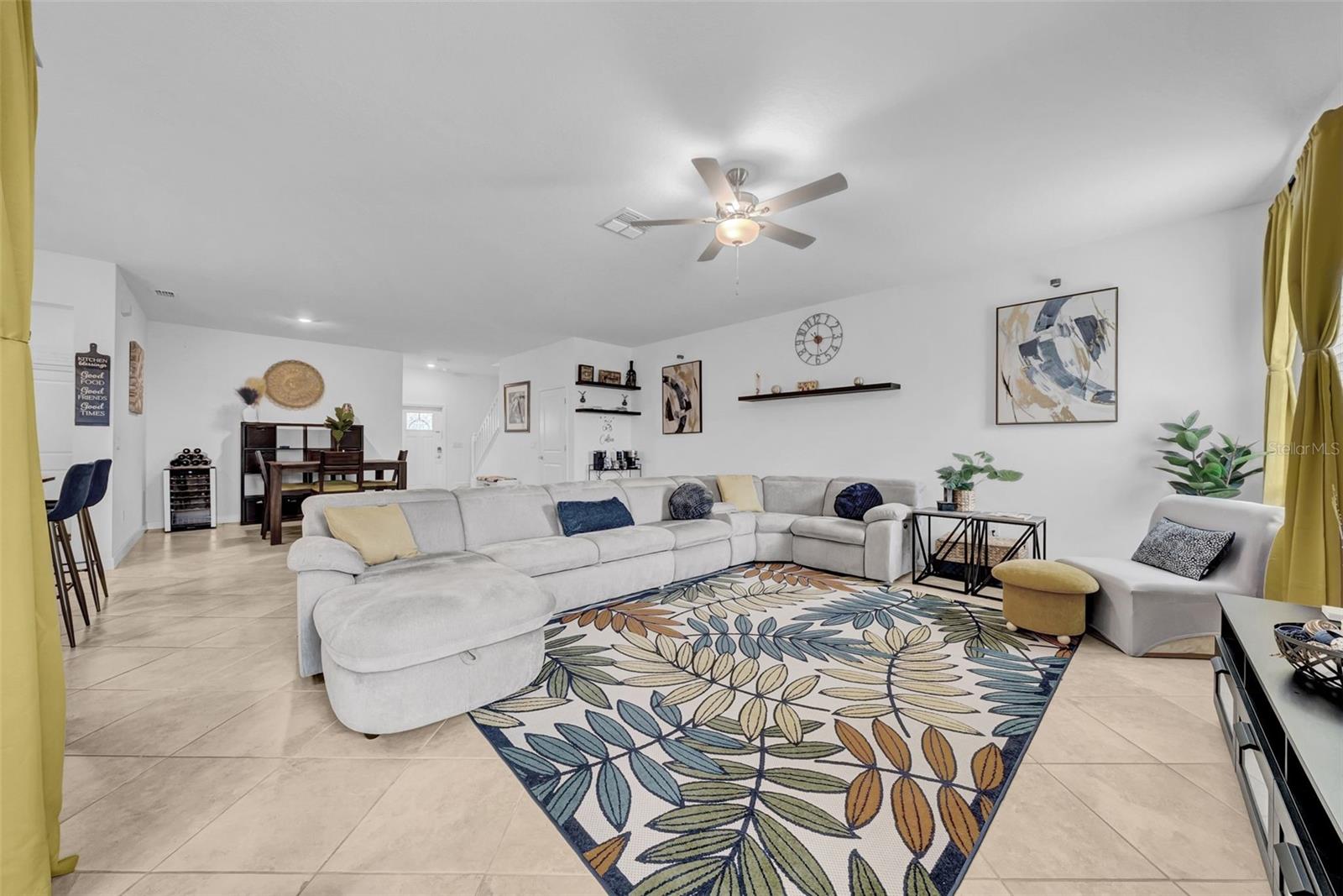 Listing photo id 1 for 3216 Bryant Park Drive