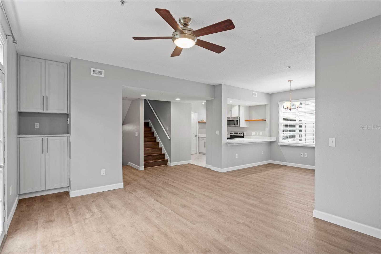 Image 6 of 32 For 501 Knights Run Avenue 5105