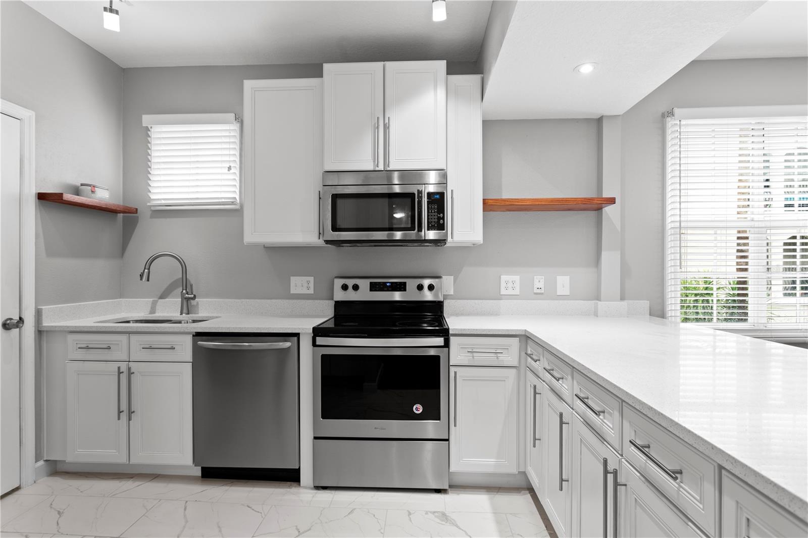 Image 9 of 32 For 501 Knights Run Avenue 5105