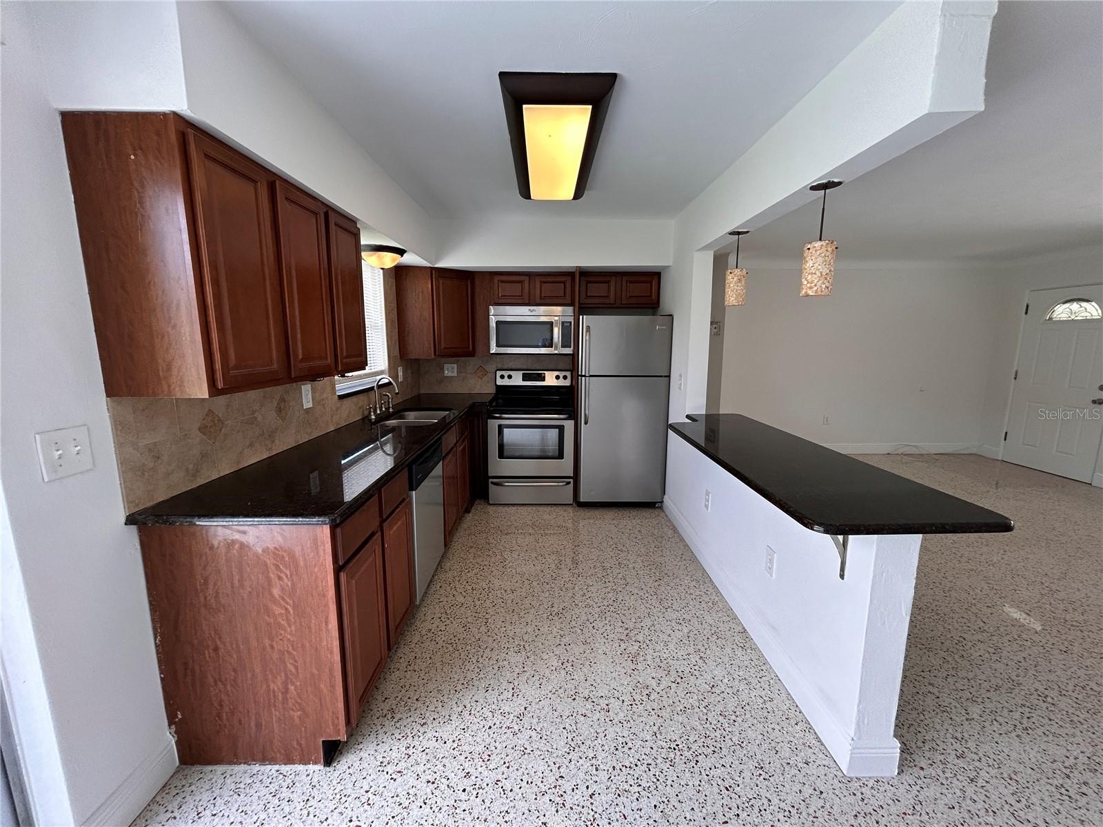 Image 11 of 36 For 6081 22nd Avenue N