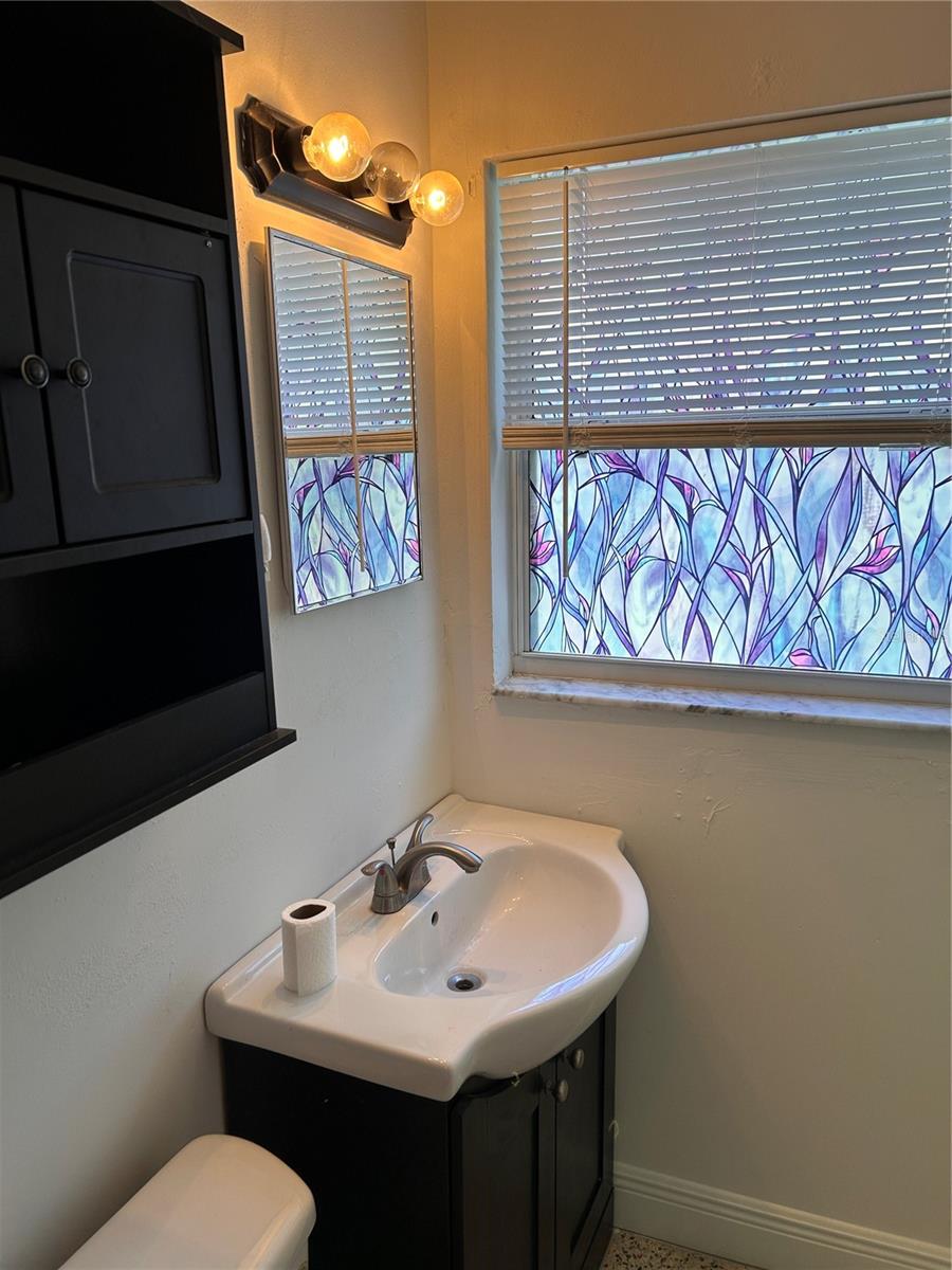 Image 23 of 36 For 6081 22nd Avenue N