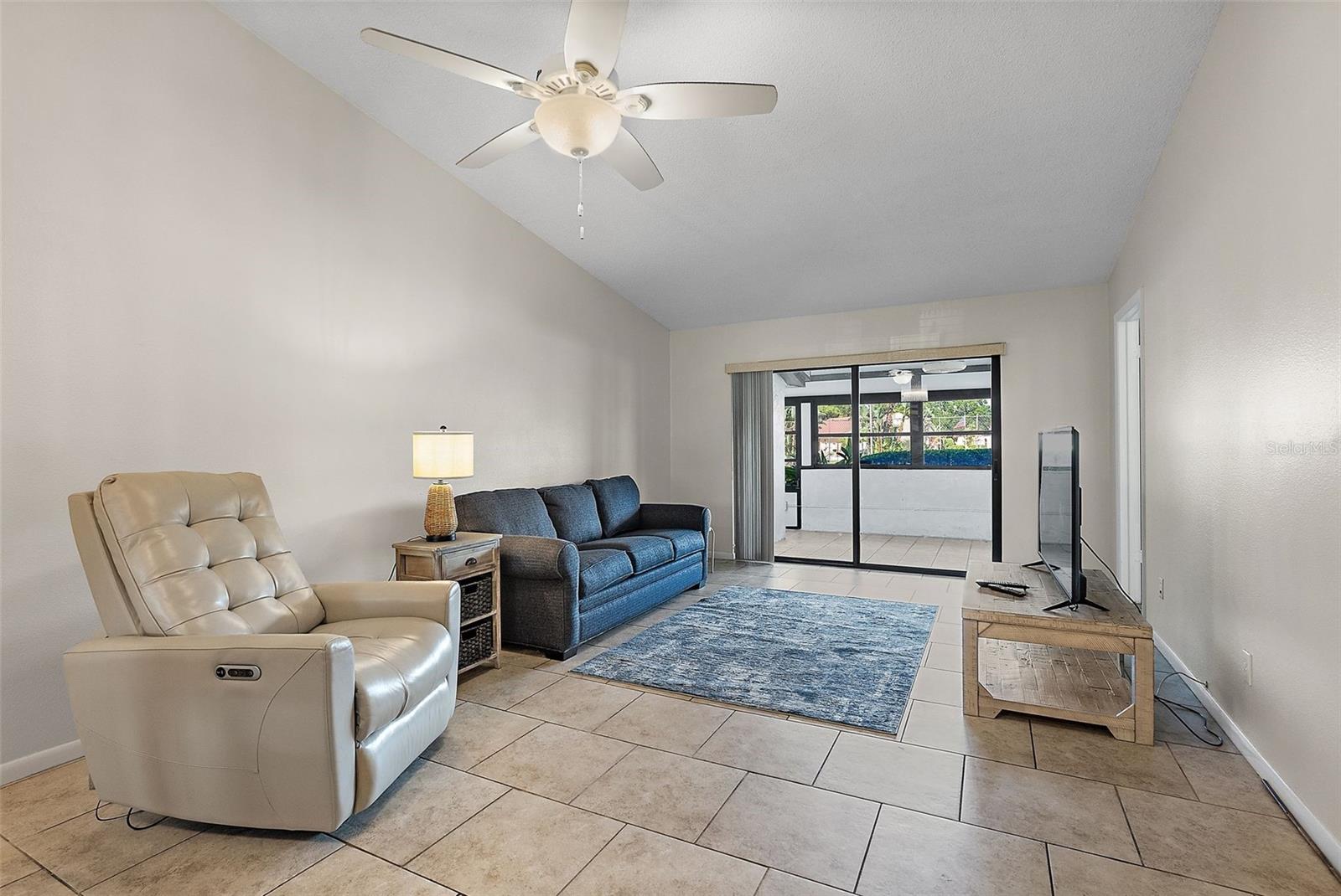 Image 14 of 29 For 9737 86th Avenue