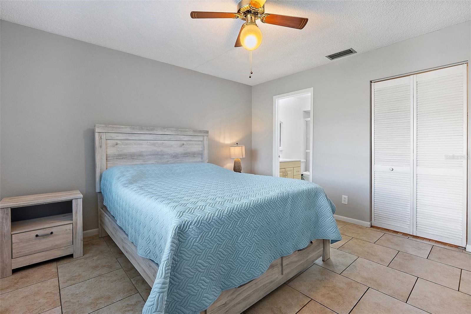 Image 16 of 29 For 9737 86th Avenue
