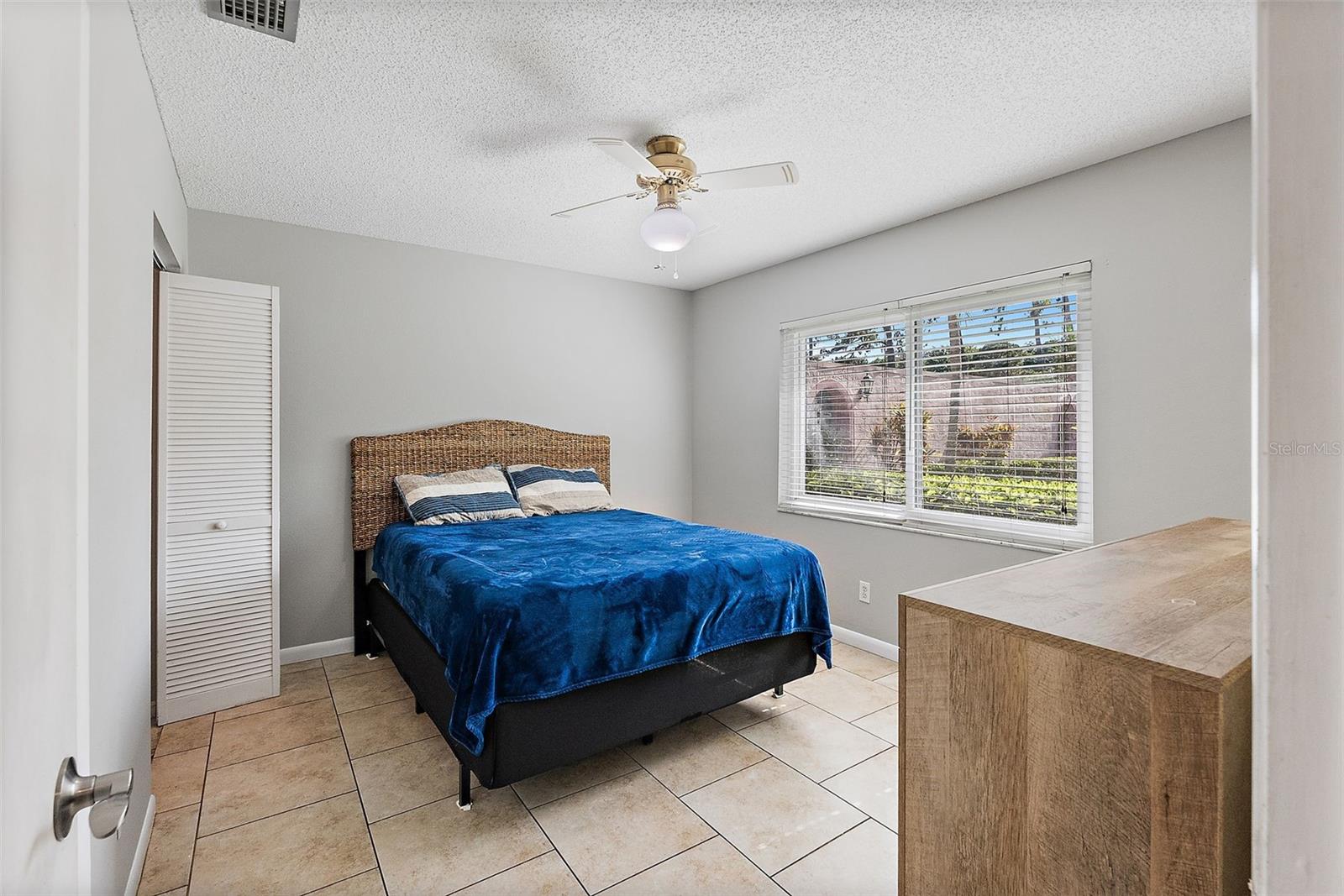 Image 5 of 29 For 9737 86th Avenue