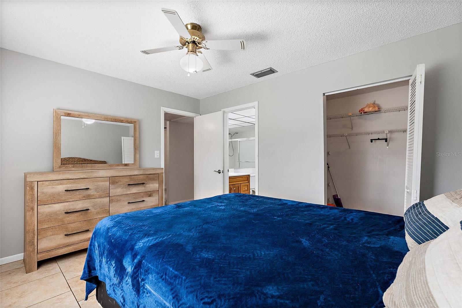 Image 6 of 29 For 9737 86th Avenue