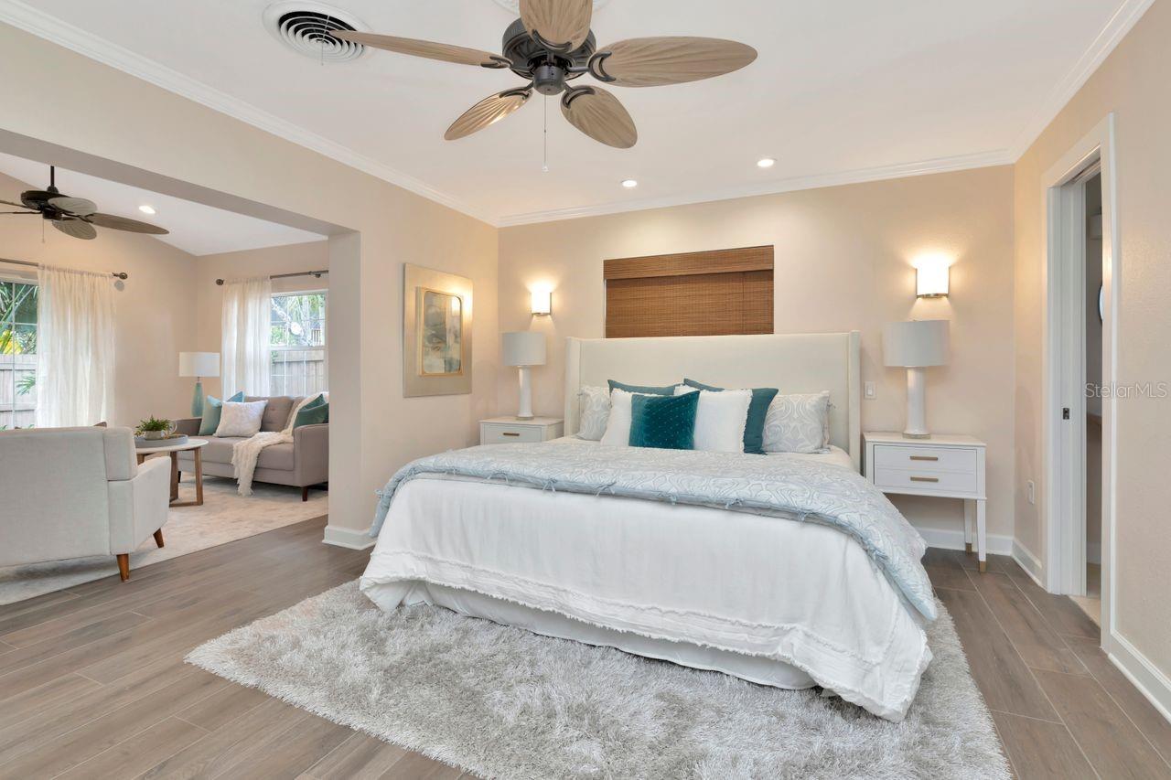 Listing photo id 26 for 111 Carlyle Drive
