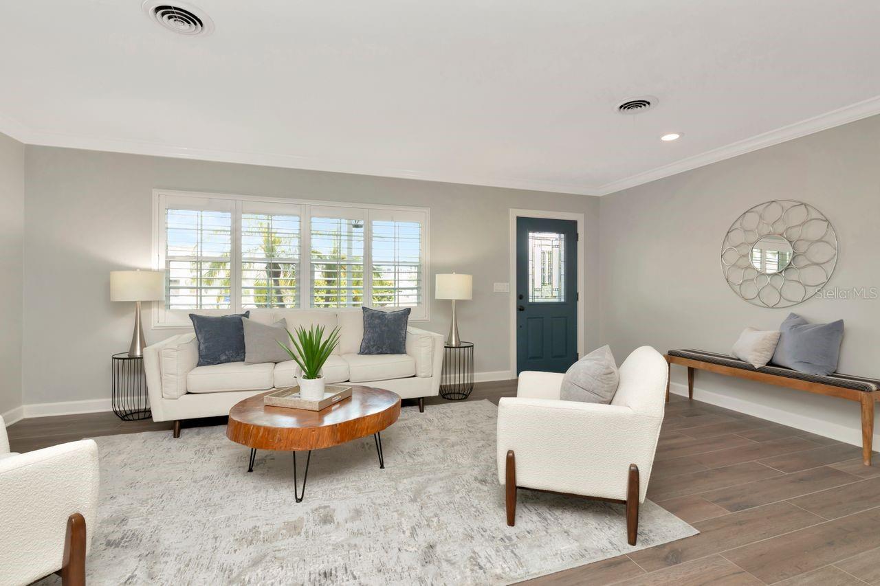 Listing photo id 4 for 111 Carlyle Drive