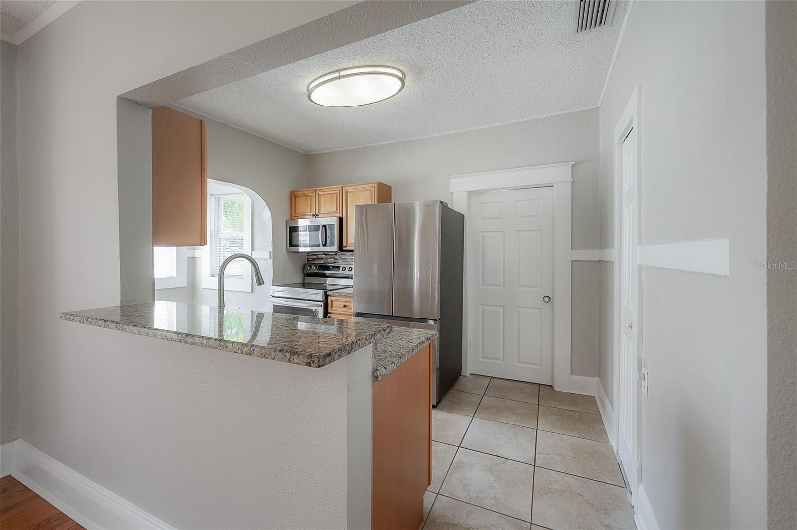 Image 13 of 40 For 302 Hilda Street