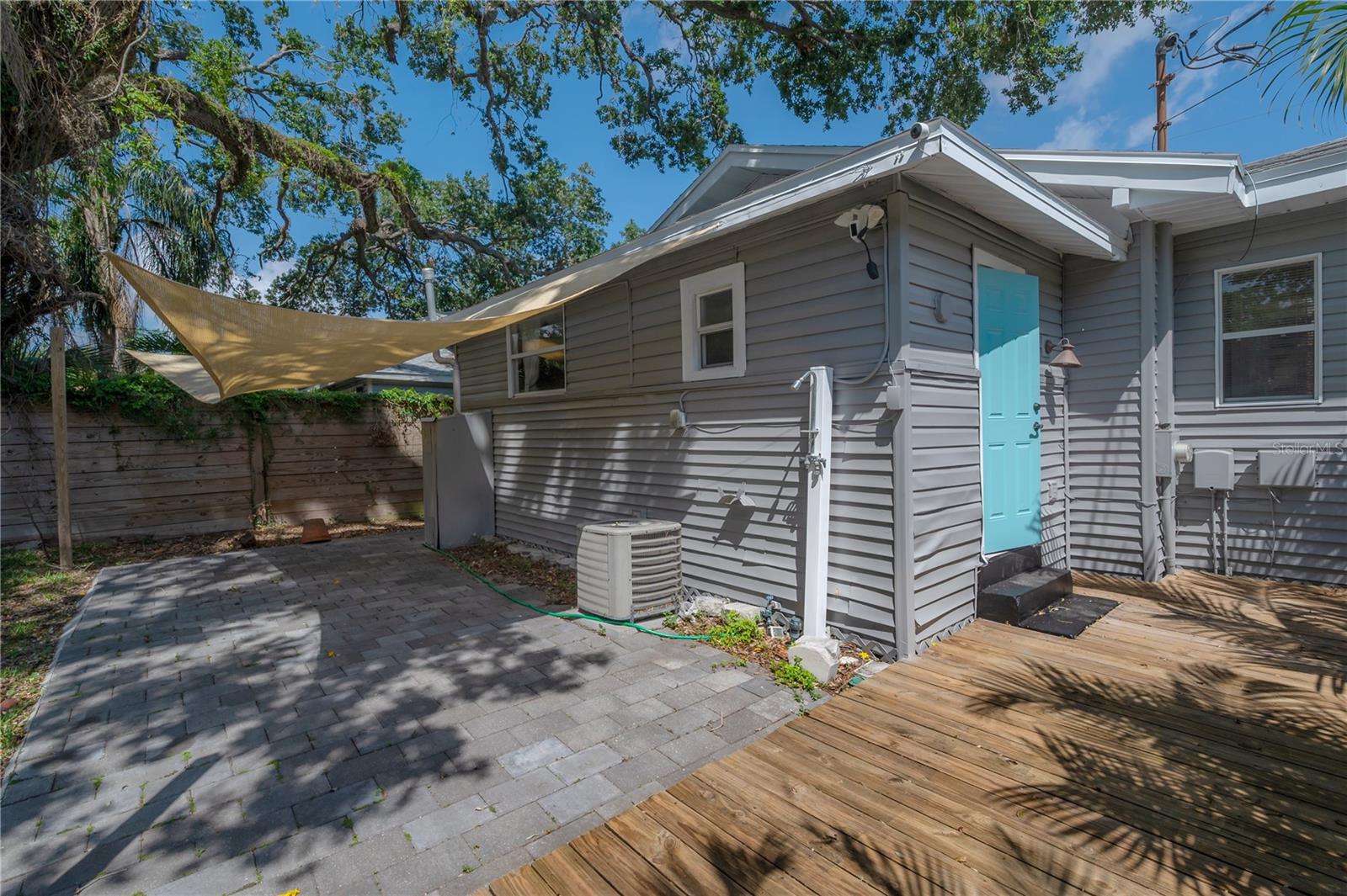 Image 36 of 40 For 302 Hilda Street