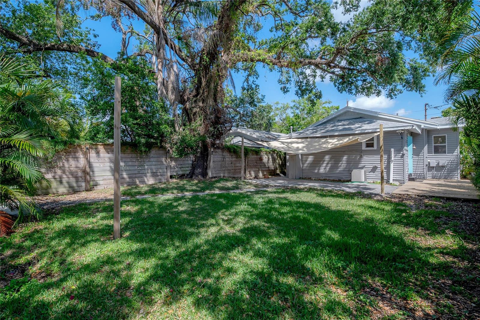Image 39 of 40 For 302 Hilda Street