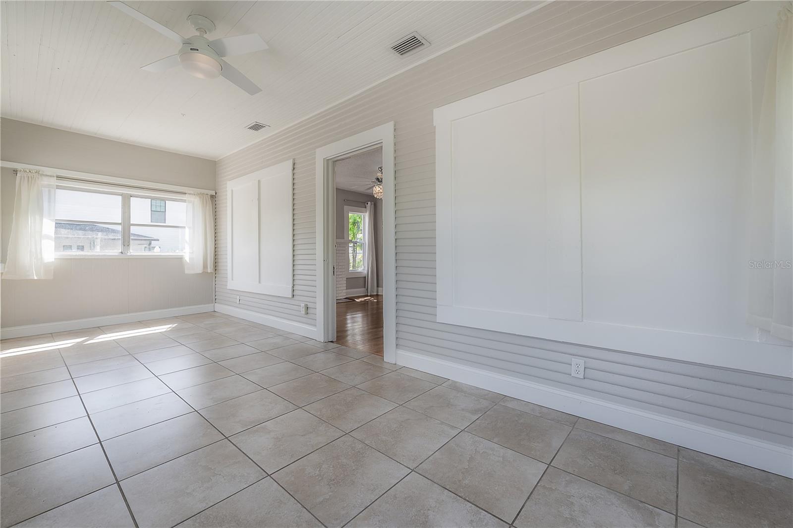 Image 4 of 40 For 302 Hilda Street
