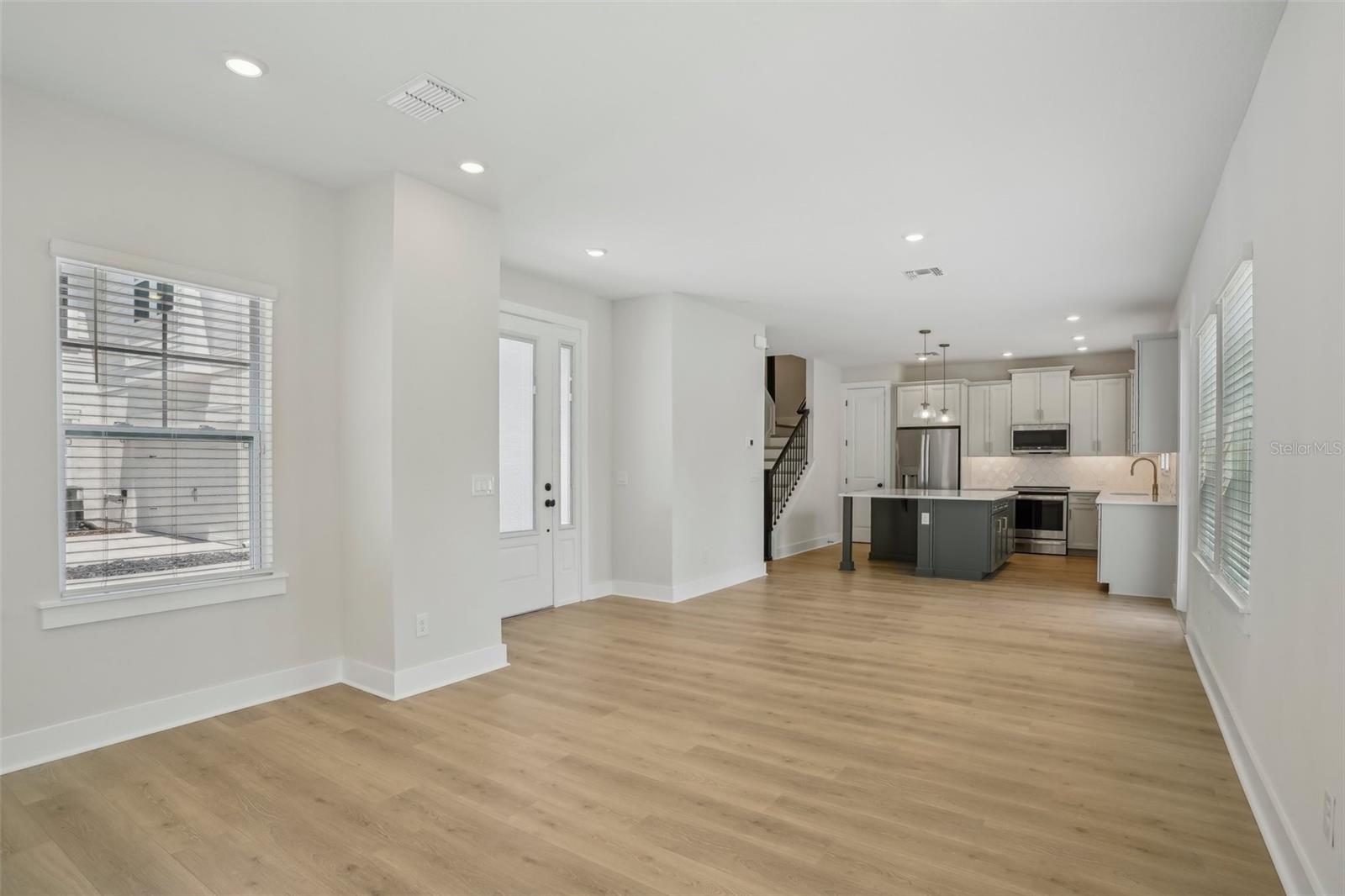 Image 15 of 44 For 216 Harding Street