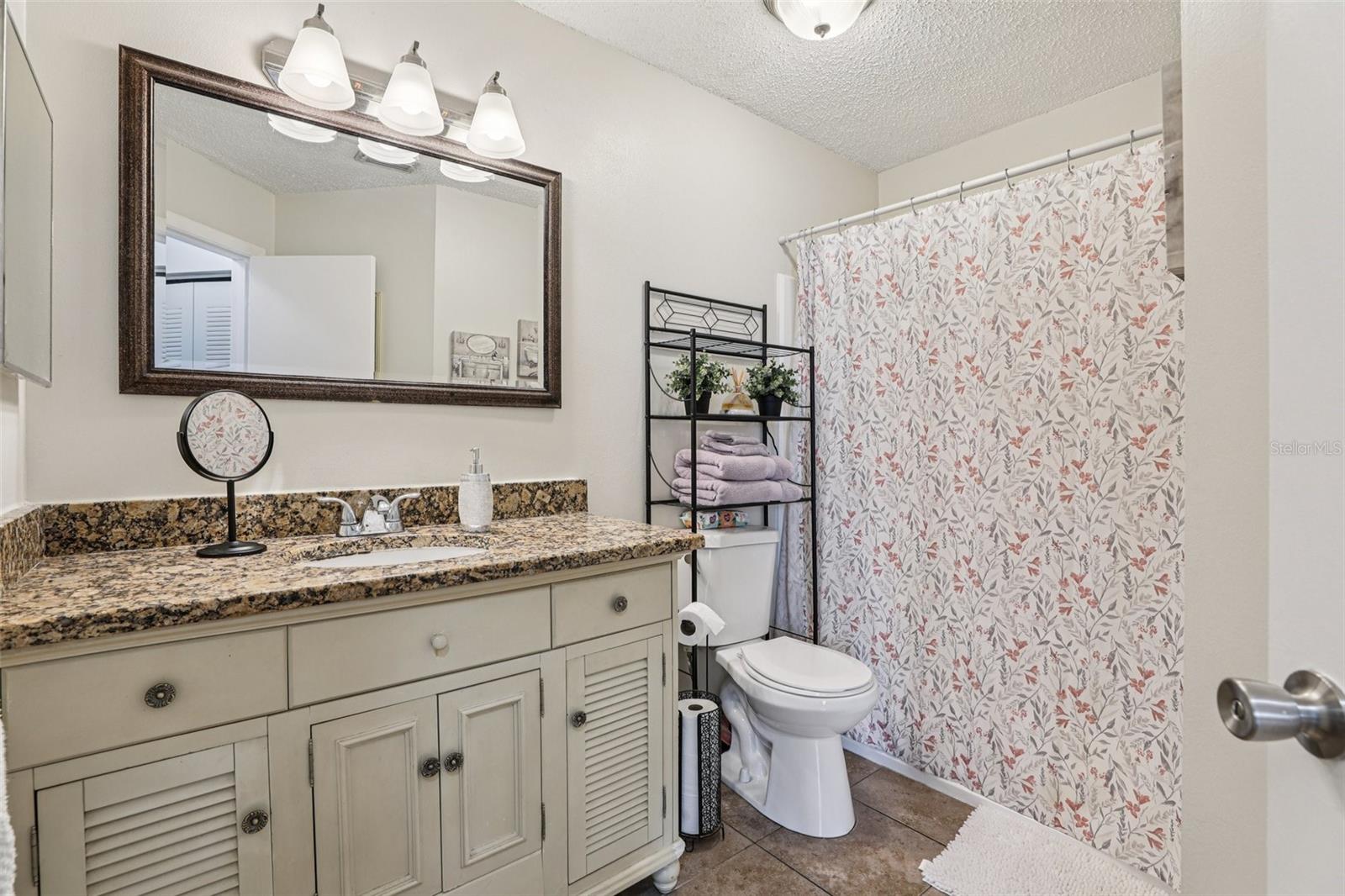 Image 8 of 19 For 731 Sugar Bay Way 205