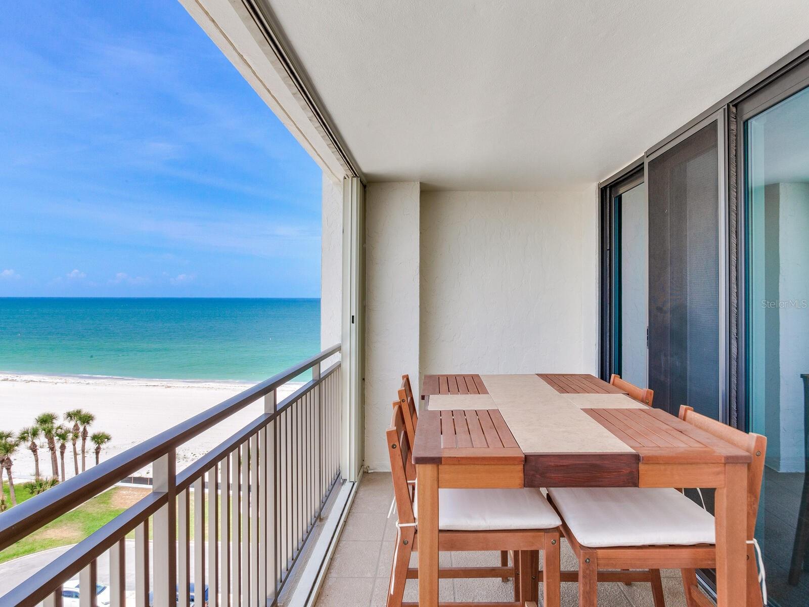 Image 23 of 81 For 1430 Gulf Boulevard 707