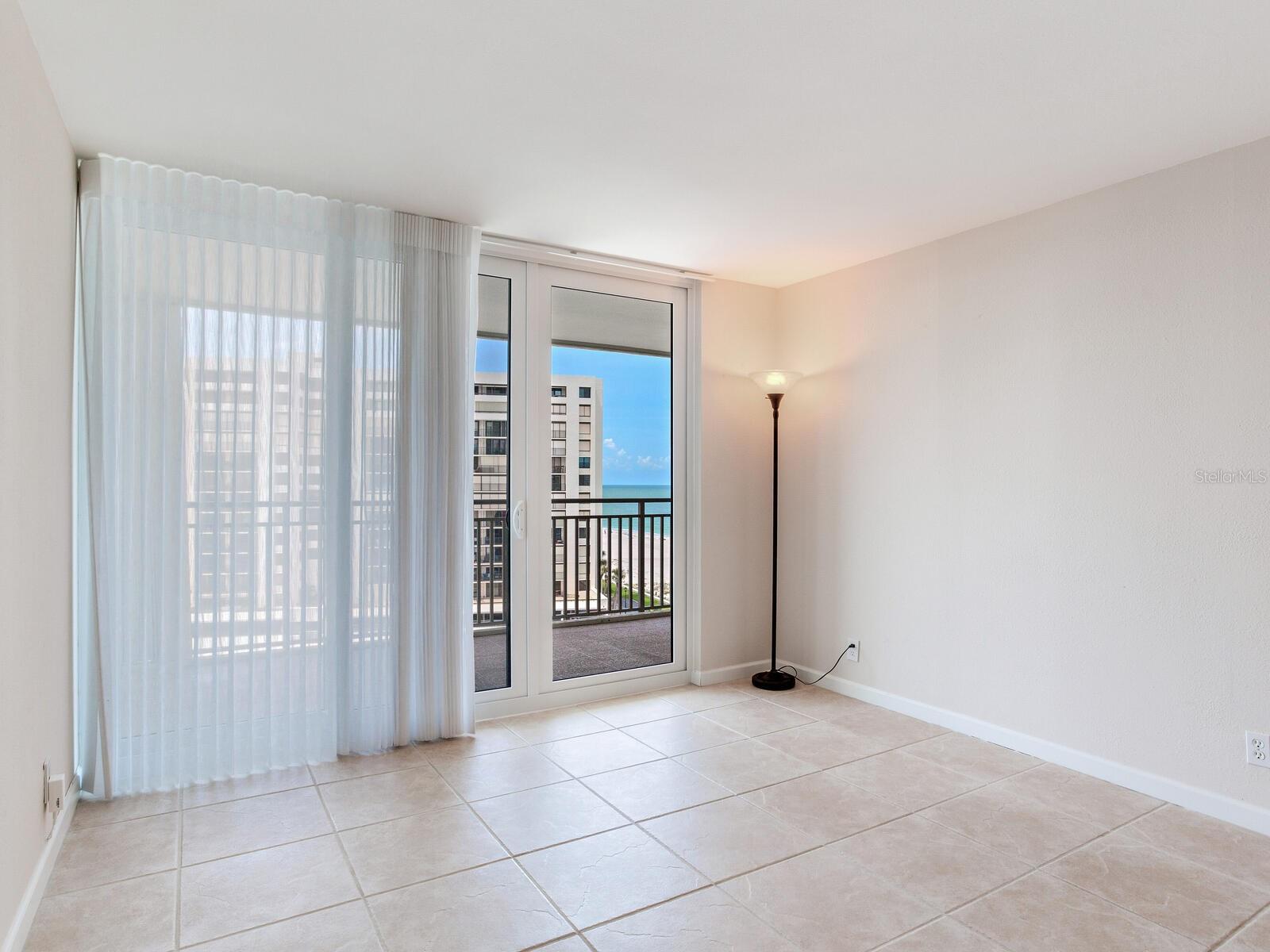 Image 43 of 81 For 1430 Gulf Boulevard 707