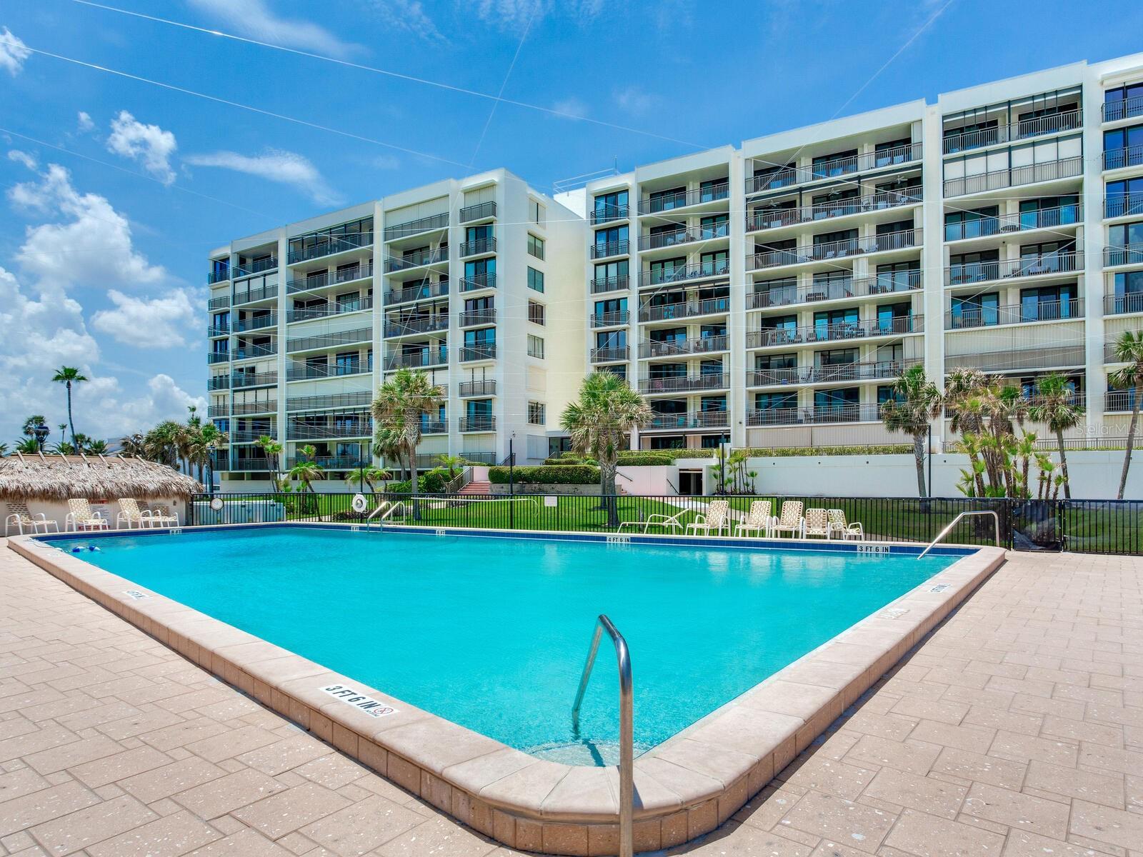 Image 61 of 81 For 1430 Gulf Boulevard 707