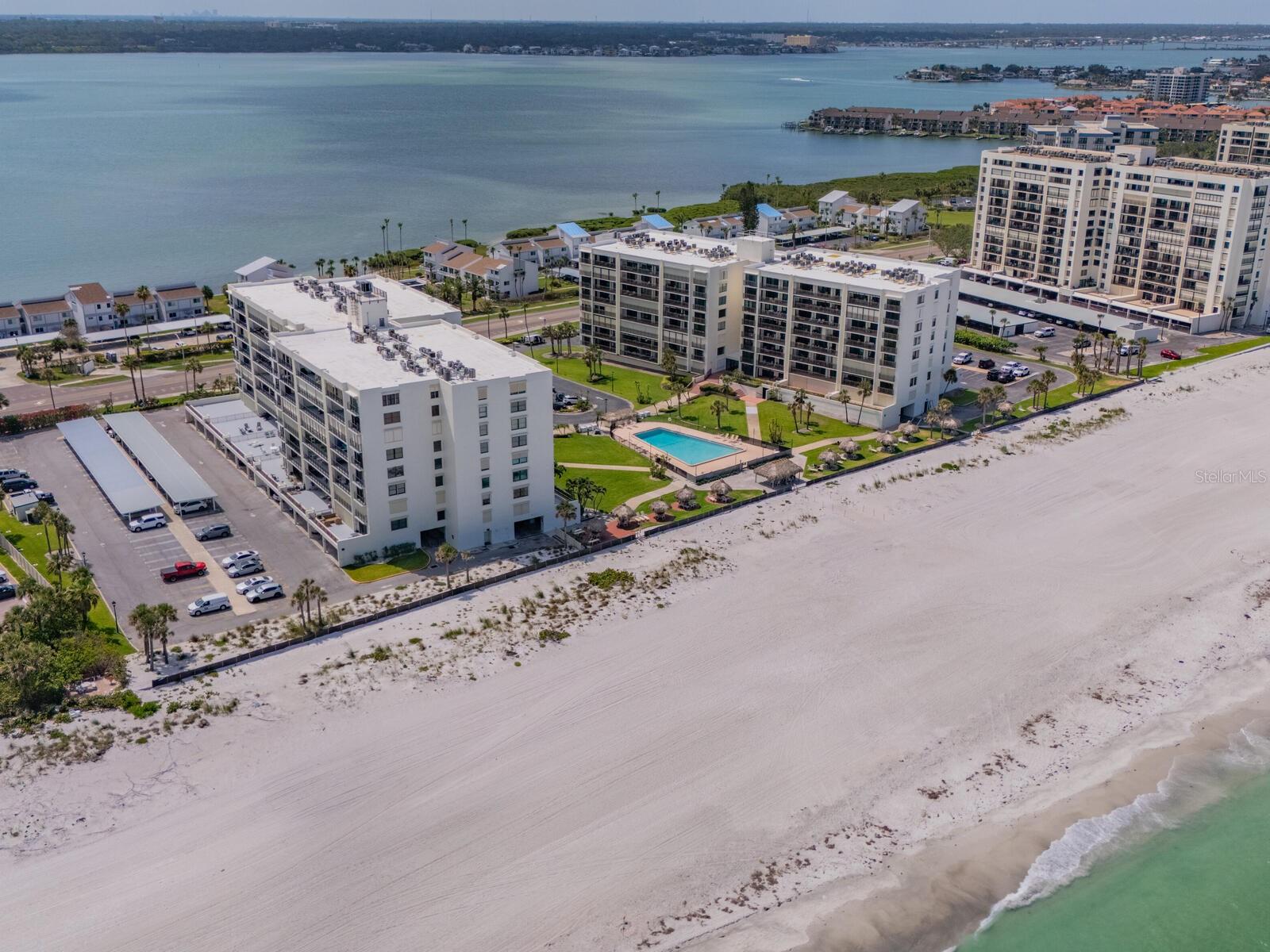 Image 75 of 81 For 1430 Gulf Boulevard 707