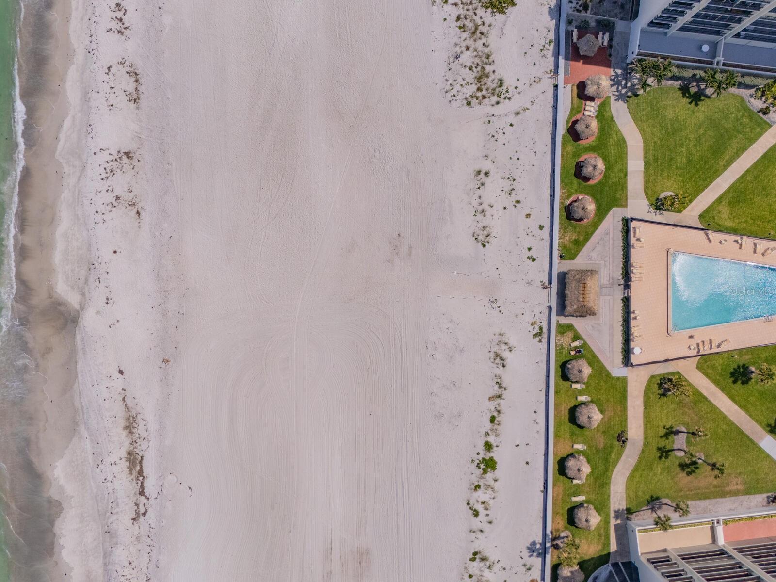 Image 77 of 81 For 1430 Gulf Boulevard 707