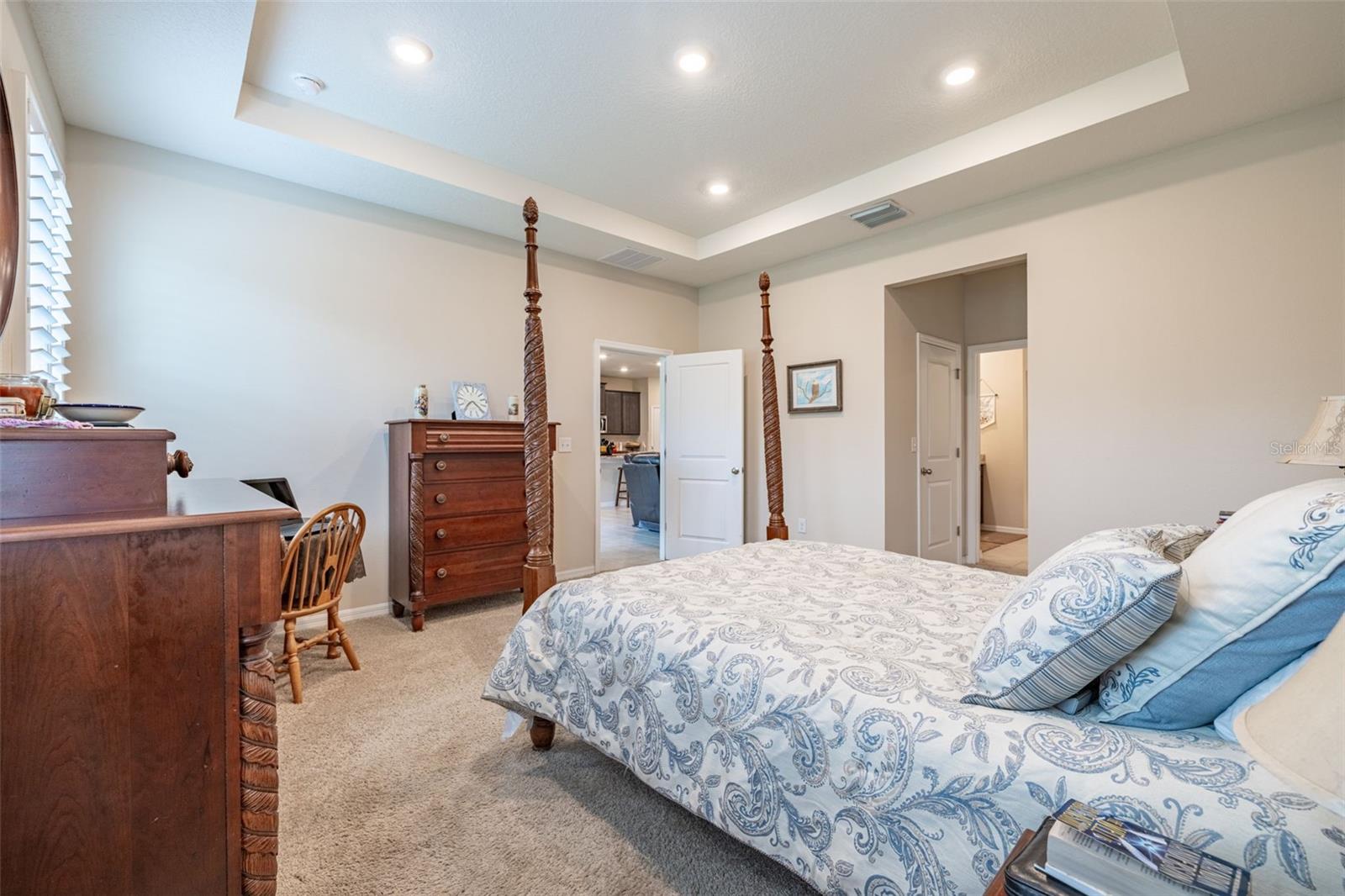 Image 22 of 42 For 2898 Living Coral Drive