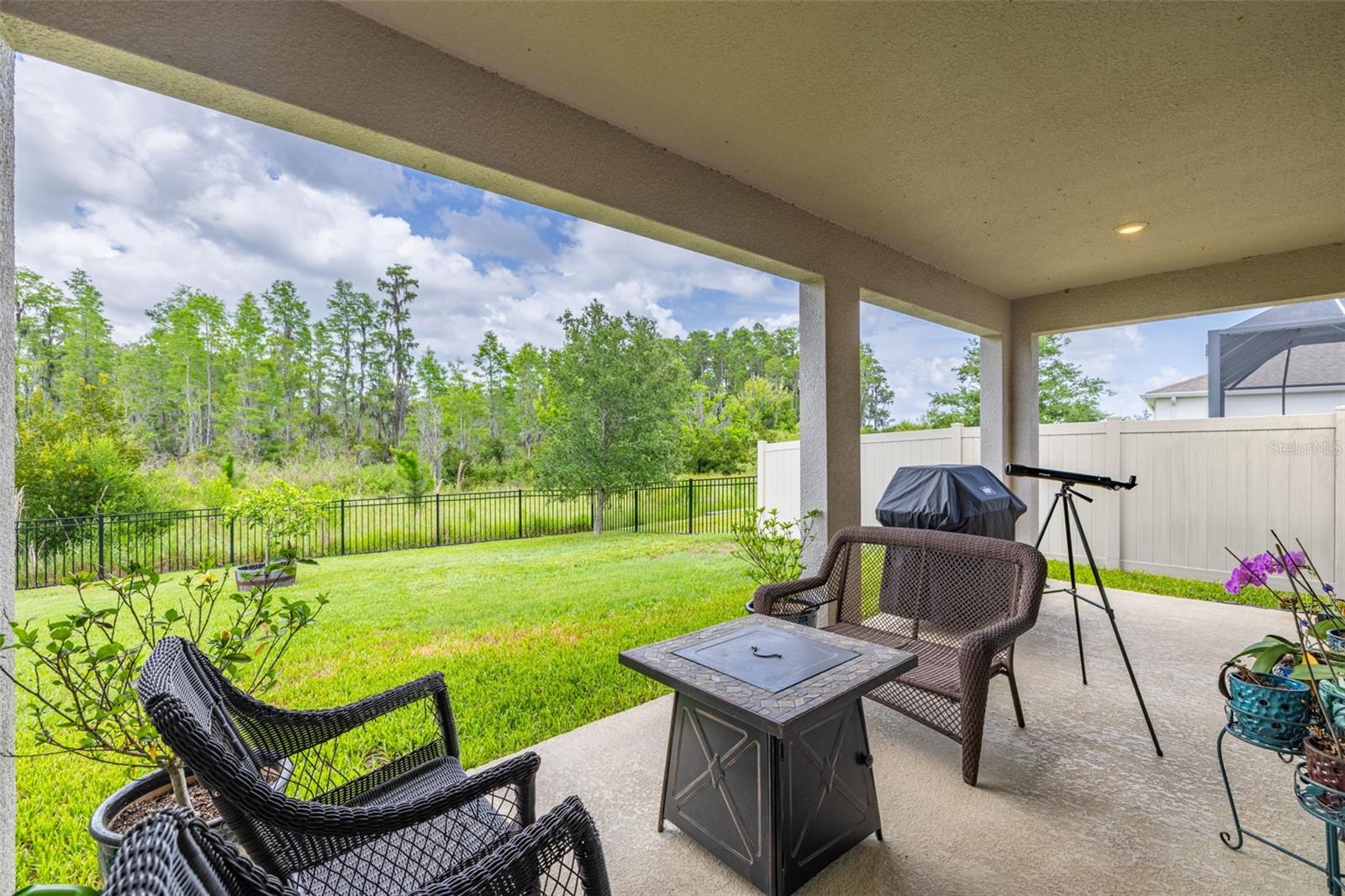 Image 32 of 42 For 2898 Living Coral Drive