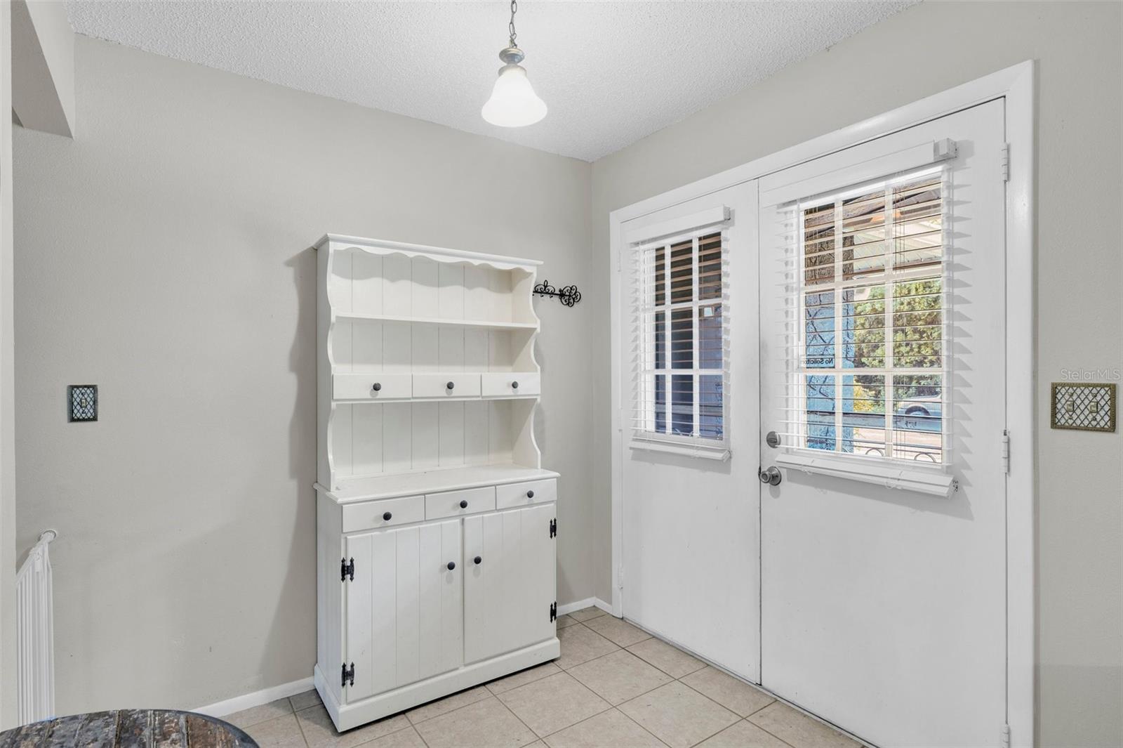 Image 11 of 35 For 7708 Fairlawn Drive
