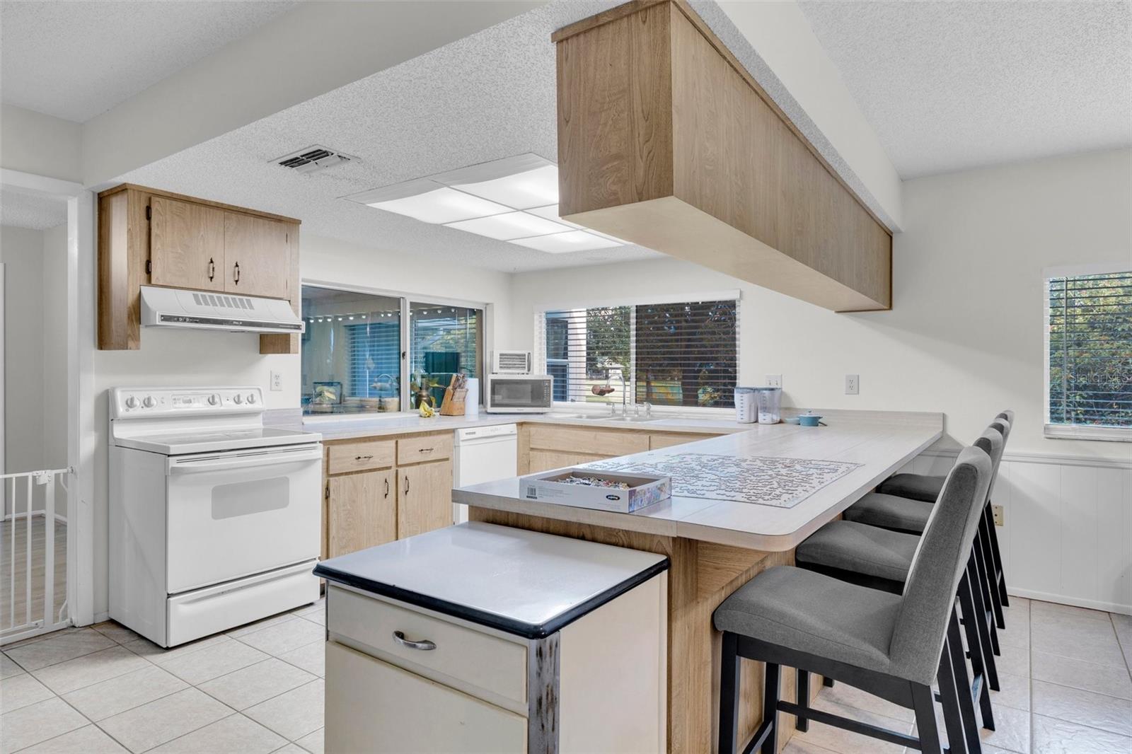 Image 14 of 35 For 7708 Fairlawn Drive