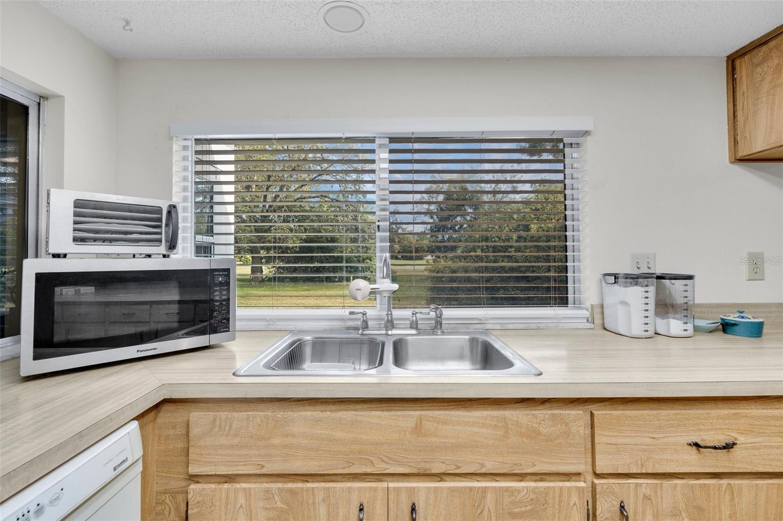 Image 17 of 35 For 7708 Fairlawn Drive