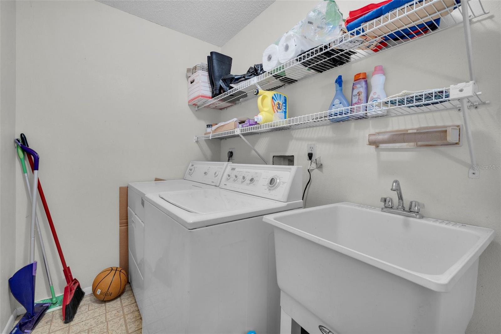 Image 29 of 35 For 7708 Fairlawn Drive