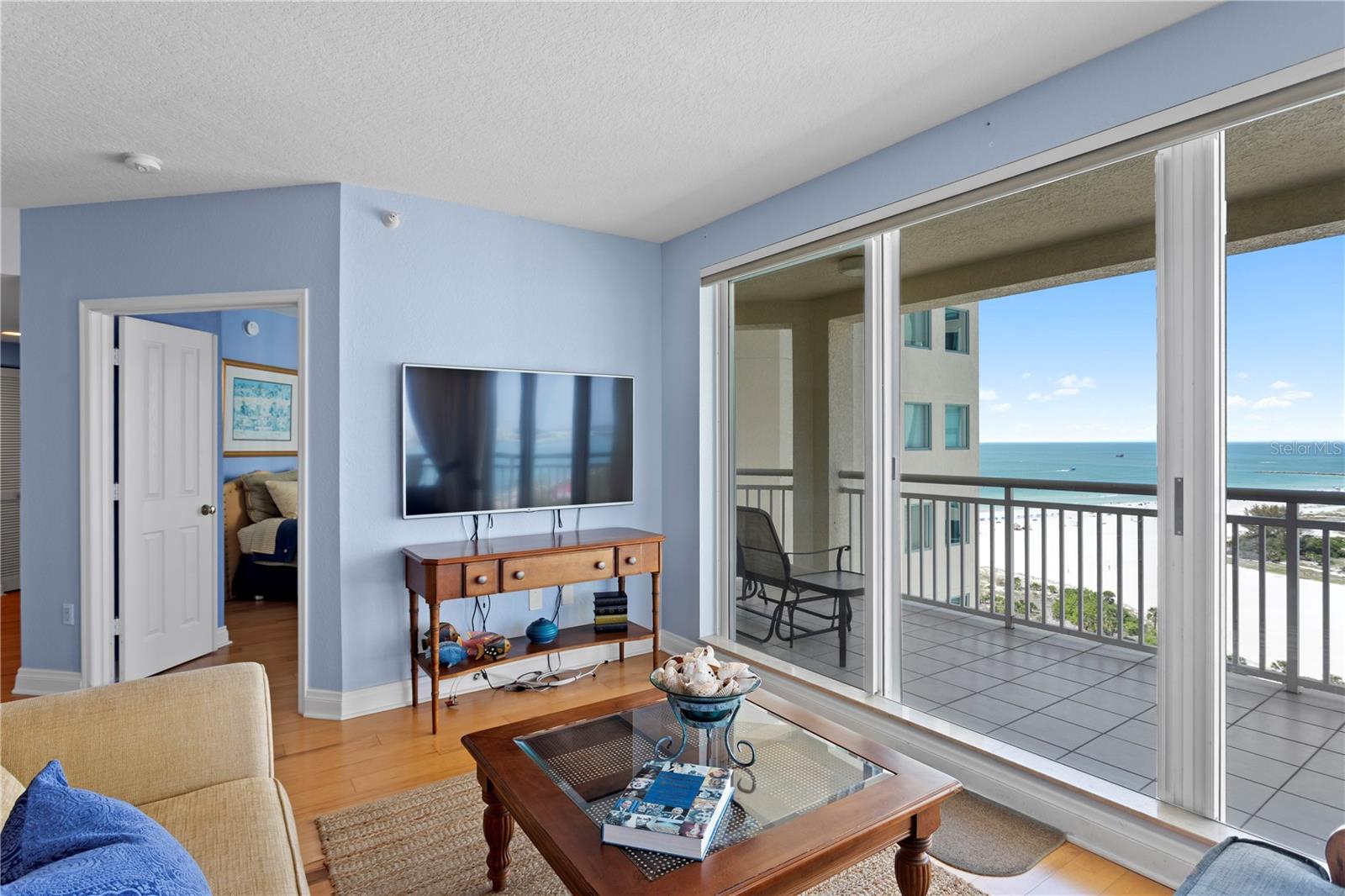 Image 15 of 48 For 1180 Gulf Boulevard 1604
