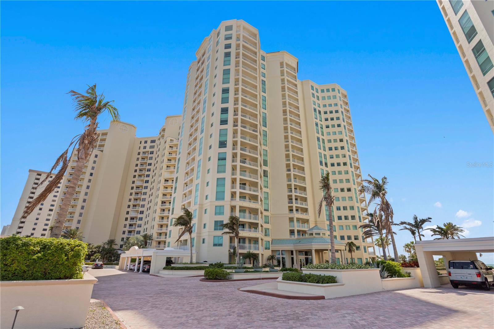 Image 2 of 48 For 1180 Gulf Boulevard 1604