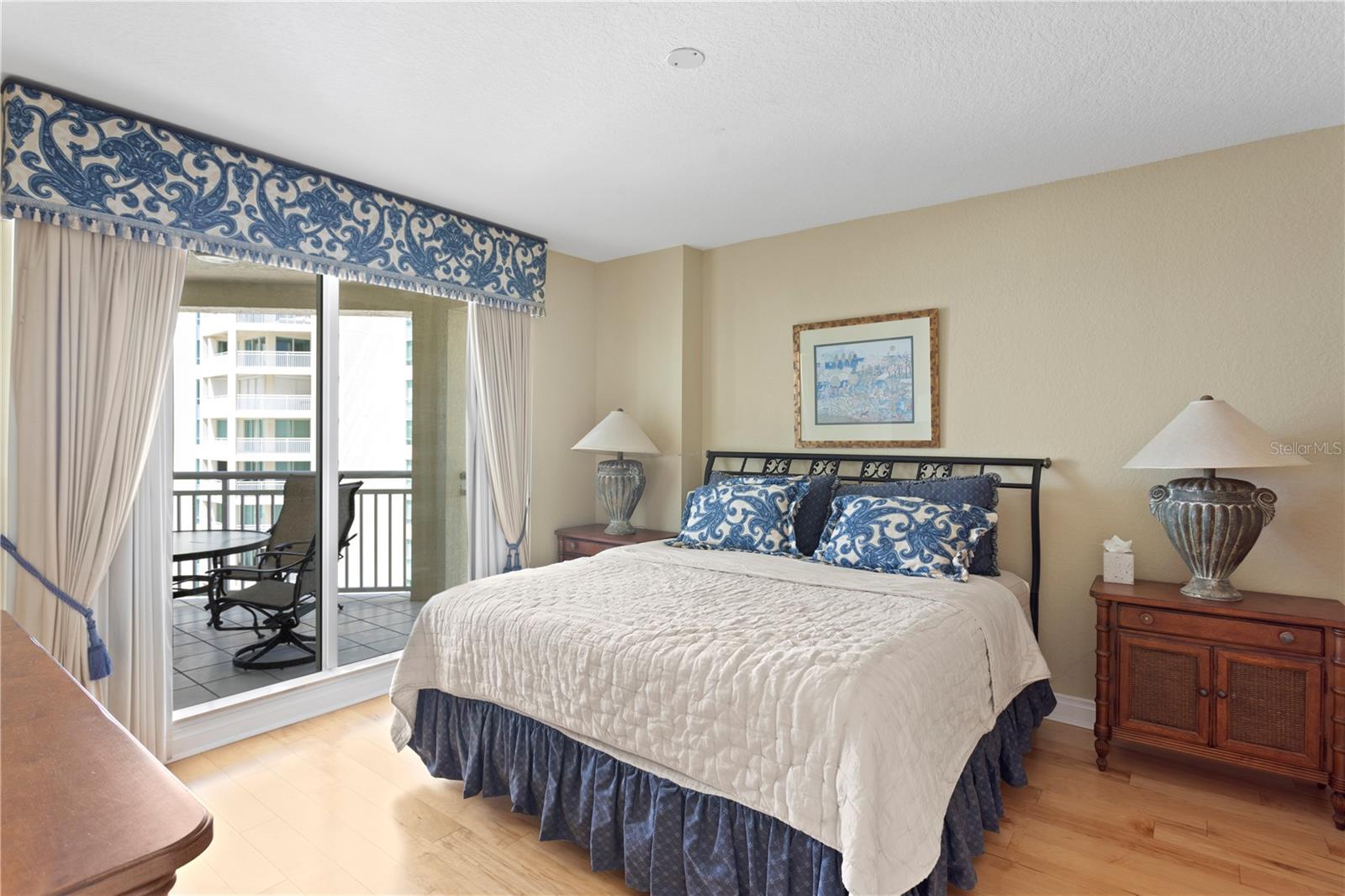 Image 21 of 48 For 1180 Gulf Boulevard 1604