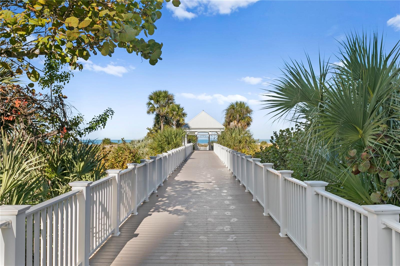 Image 41 of 48 For 1180 Gulf Boulevard 1604