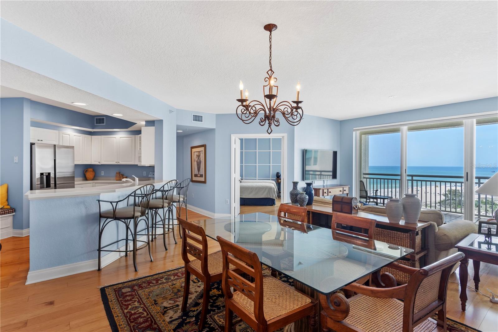 Image 7 of 48 For 1180 Gulf Boulevard 1604