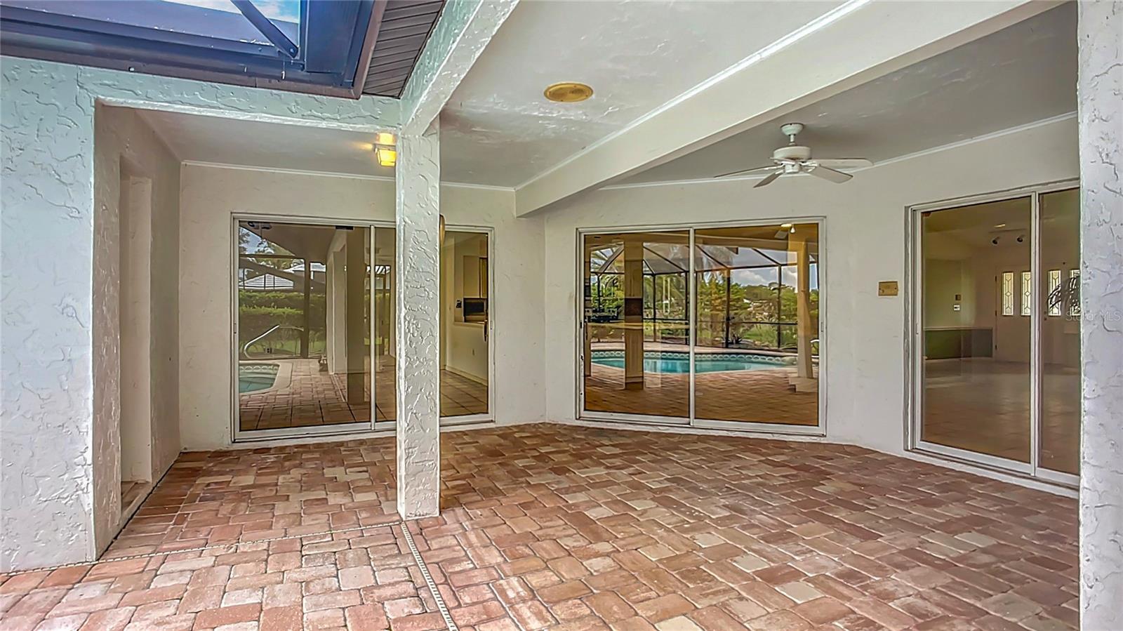 Image 32 of 40 For 8822 Misty Creek Drive