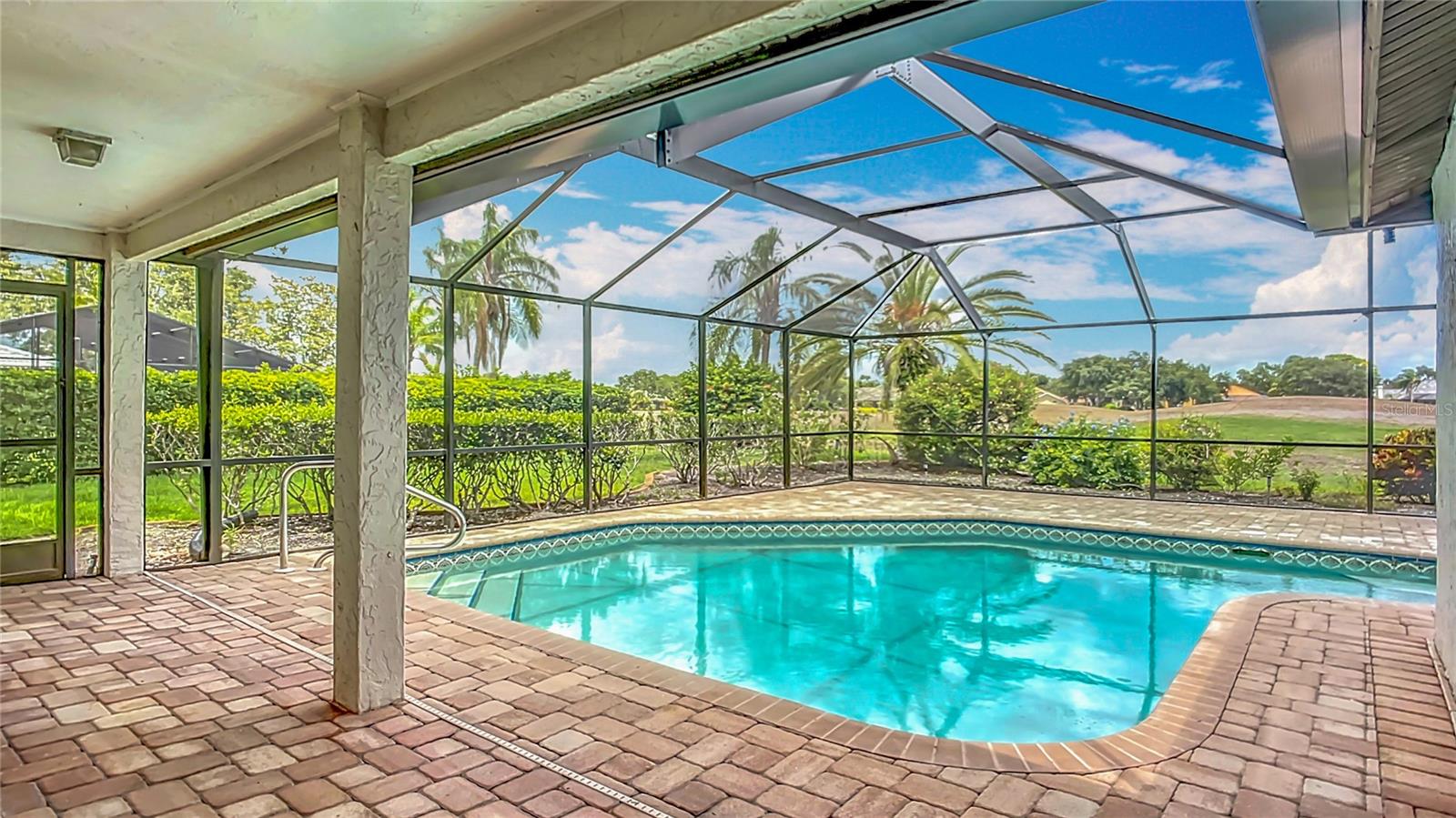 Image 33 of 40 For 8822 Misty Creek Drive