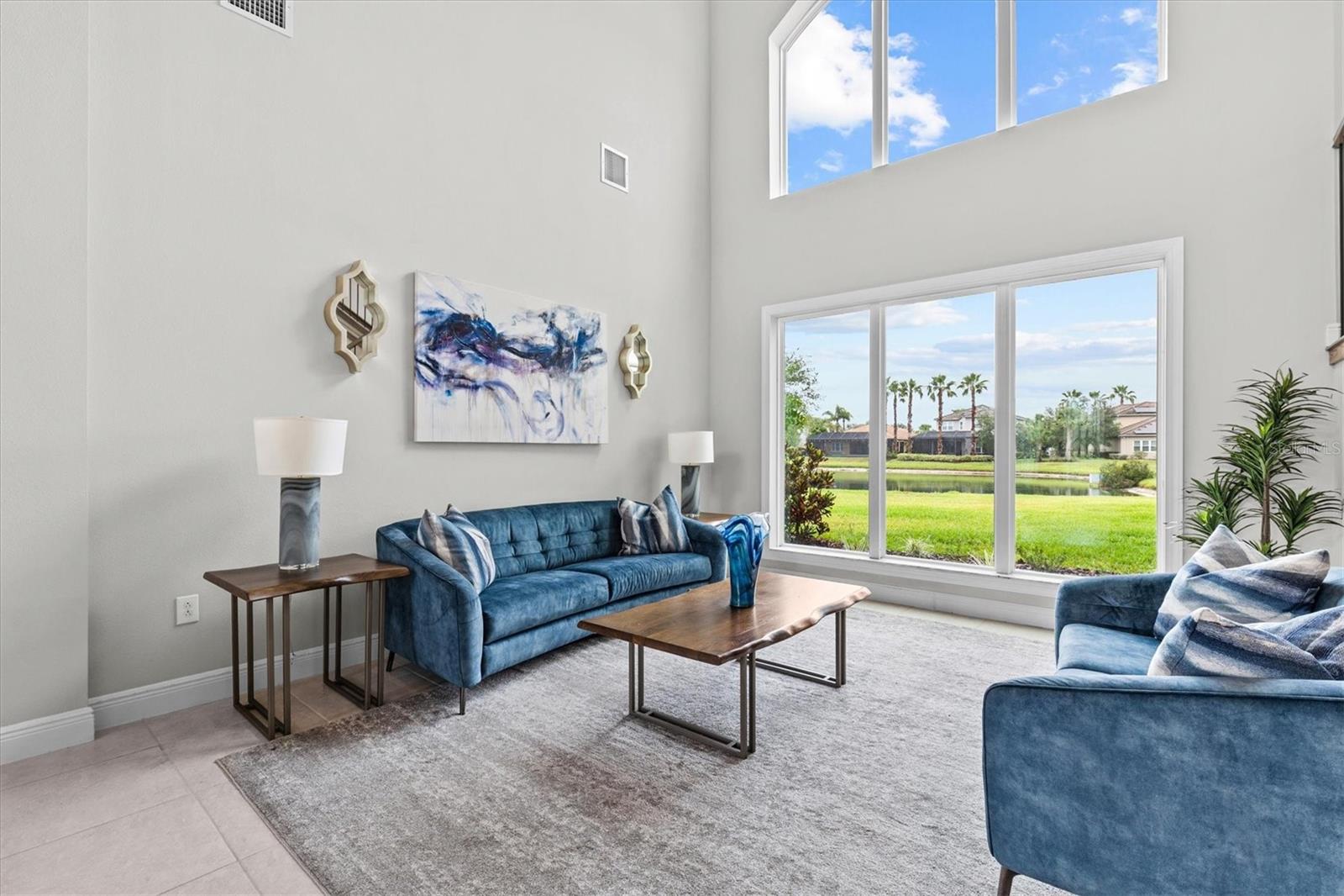 Image 13 of 100 For 2724 Coco Palm Circle