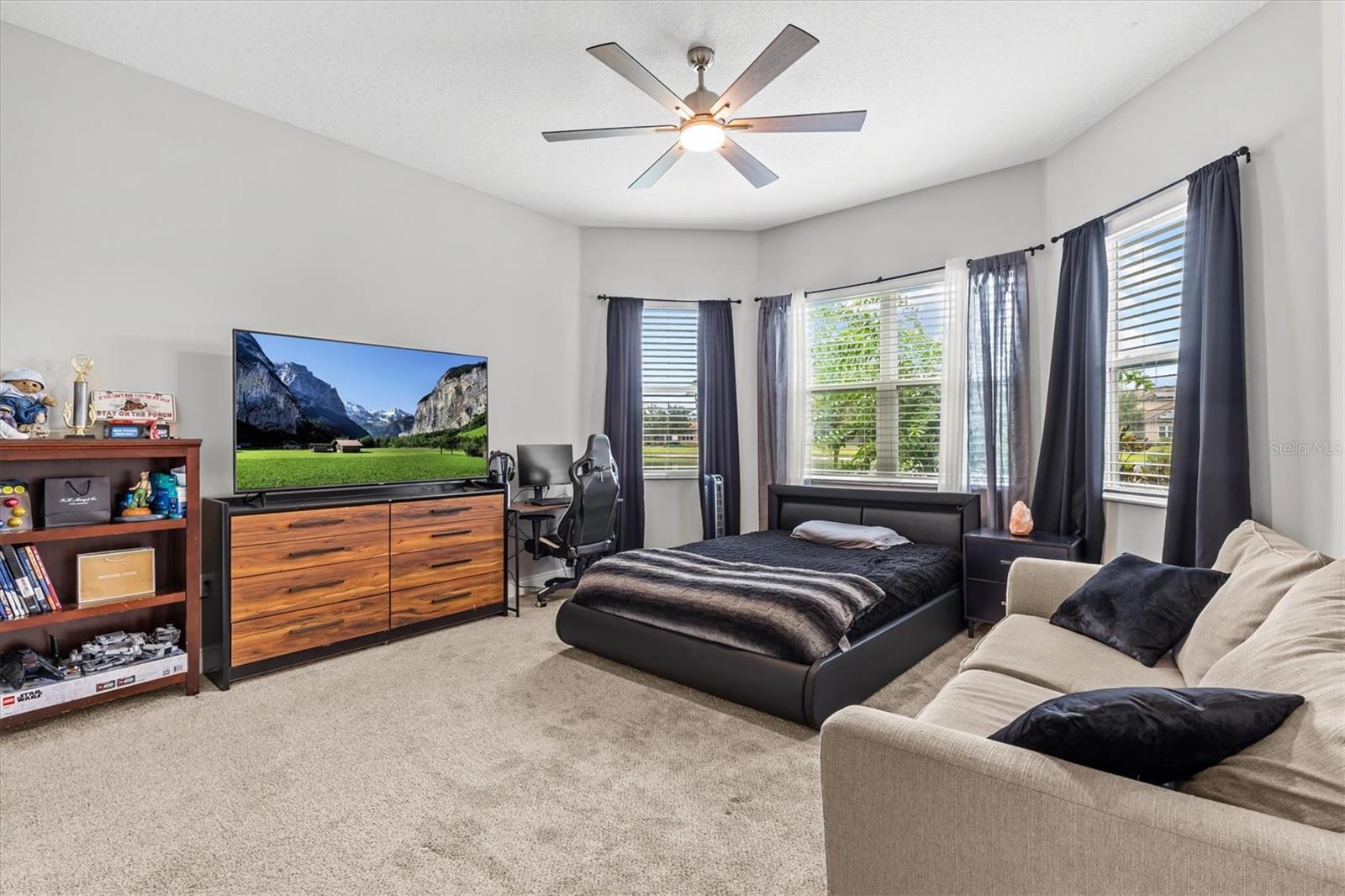 Image 17 of 100 For 2724 Coco Palm Circle
