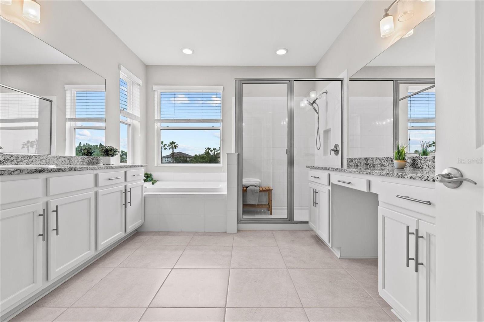 Image 61 of 100 For 2724 Coco Palm Circle