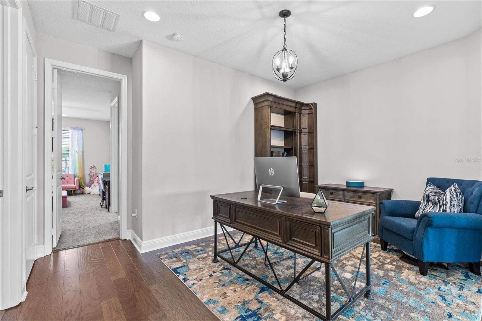 Image 71 of 100 For 2724 Coco Palm Circle